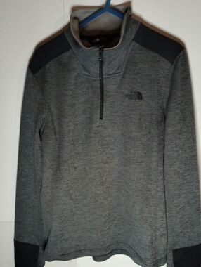 The North Face Grey Heather Quarter-Zip Pullover with Dark Shoulder Panels